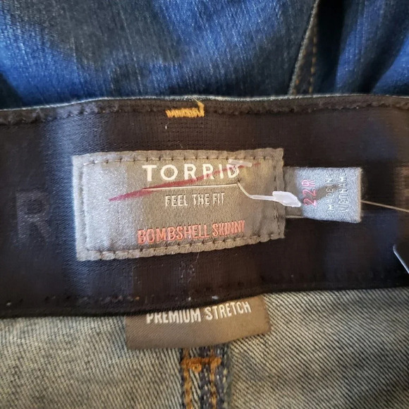 Torrid Women's Bombshell Skinny Premium Stretch High Rise Destructed Jean Sz 22R - Picture 12 of 14
